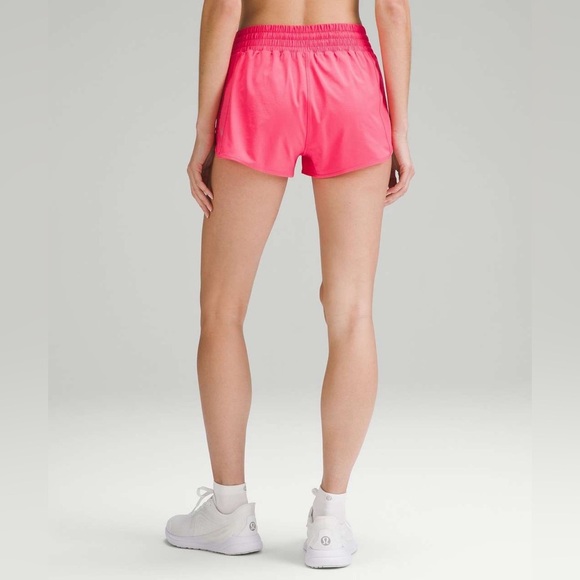 A Lululemon Hotty Hot High-Rise Lined Short 2.5" - Picture 2 of 6